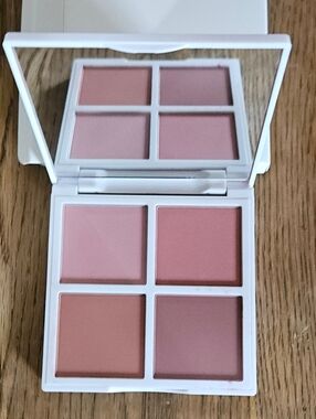 Lithe Sunset Blush Palette 0.423oz BNIB